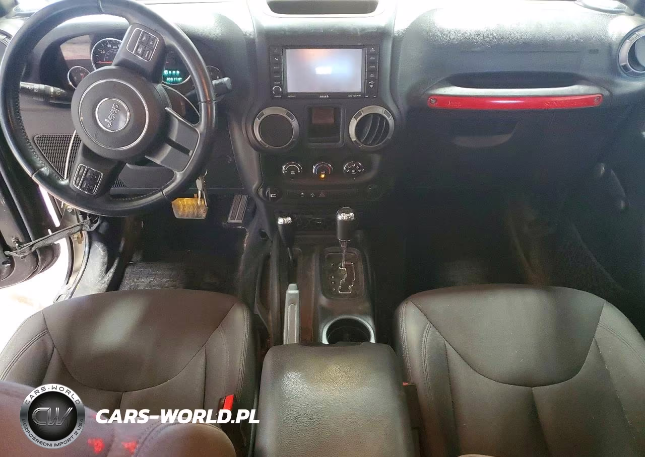 2017 Jeep Wrangler Unlimited Sport VIN:1C4BJWDG8HL557443 - 8