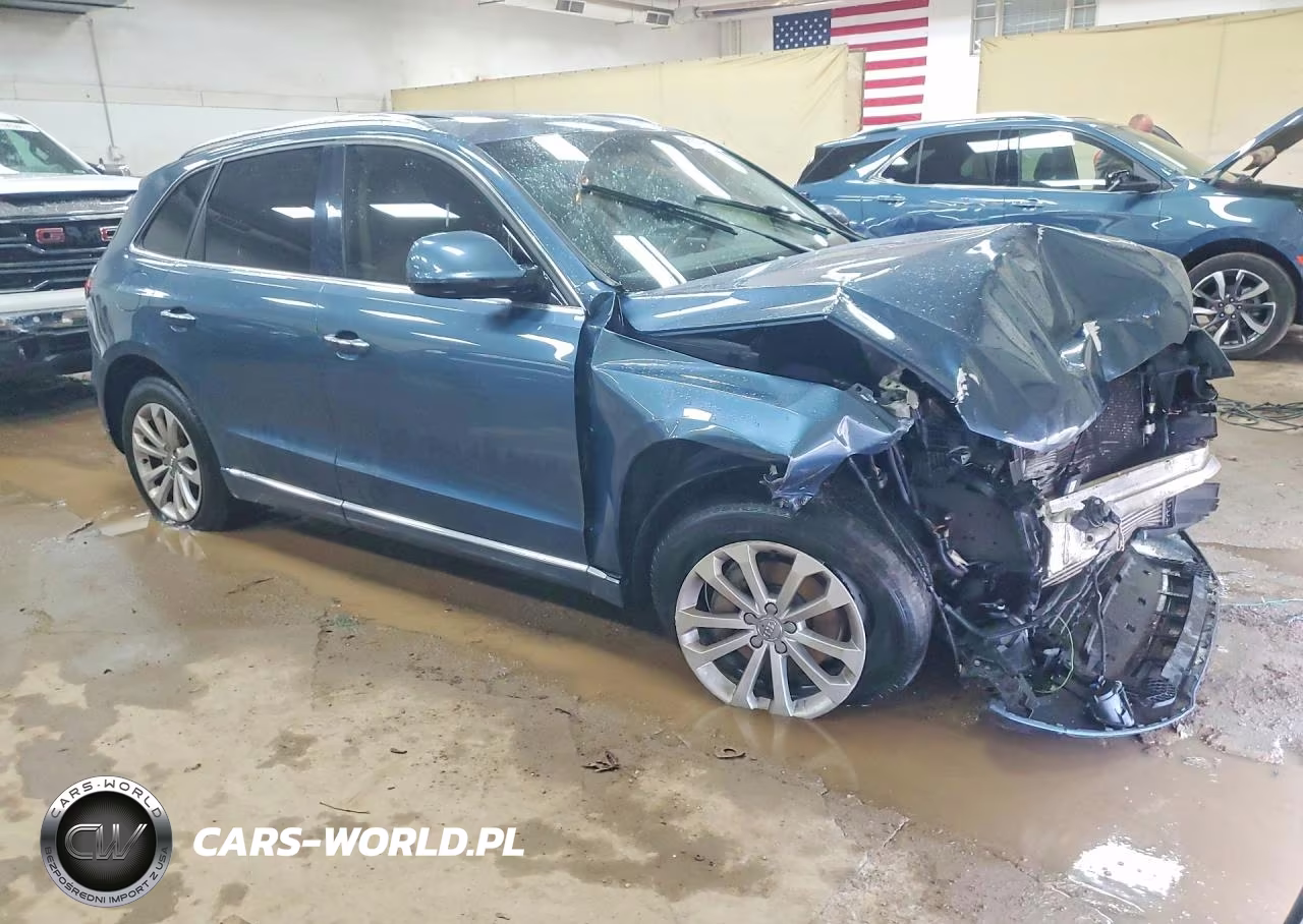 2015 Audi Q5 Premium Plus VIN:WA1LFAFPXFA105857 - 4