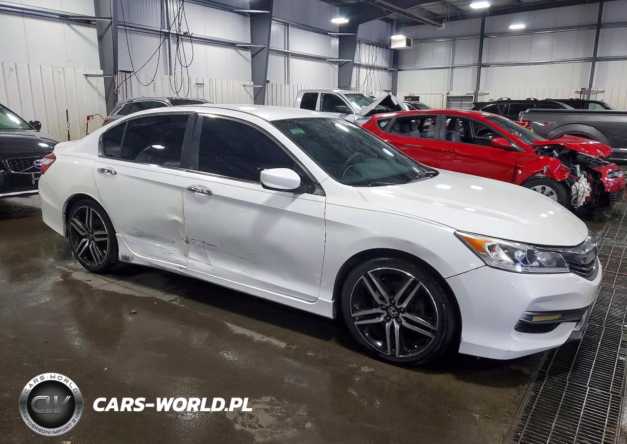 2017 Honda Accord Sport VIN:1HGCR2F54HA123213 - 4