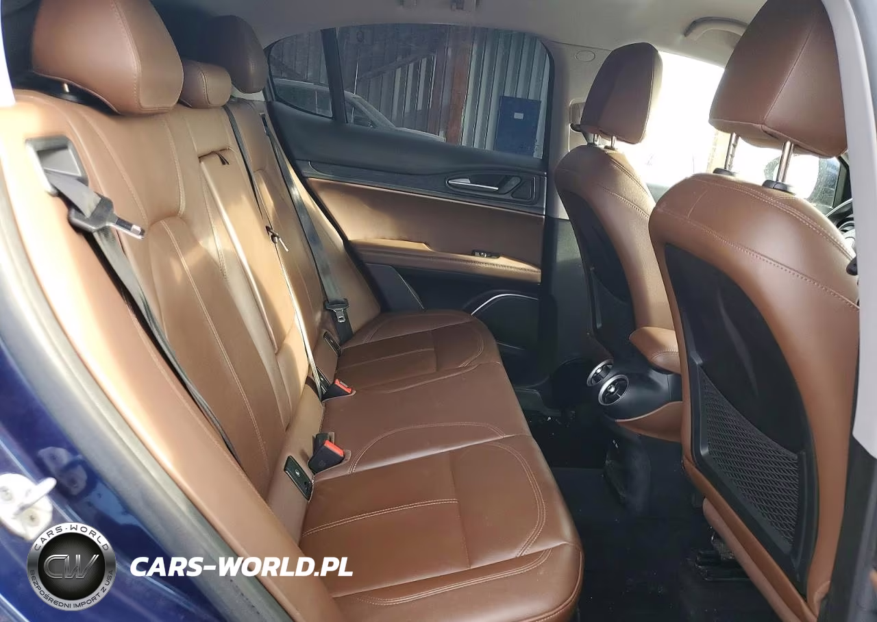 2020 Alfa Romeo Stelvio VIN:ZASPAJAN5L7C92677 - 11