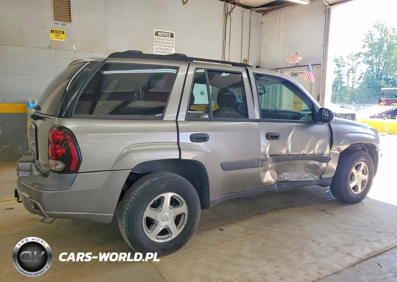 2005 Chevrolet Trailblazer Ls VIN:1GNDS13S952241945 - 3