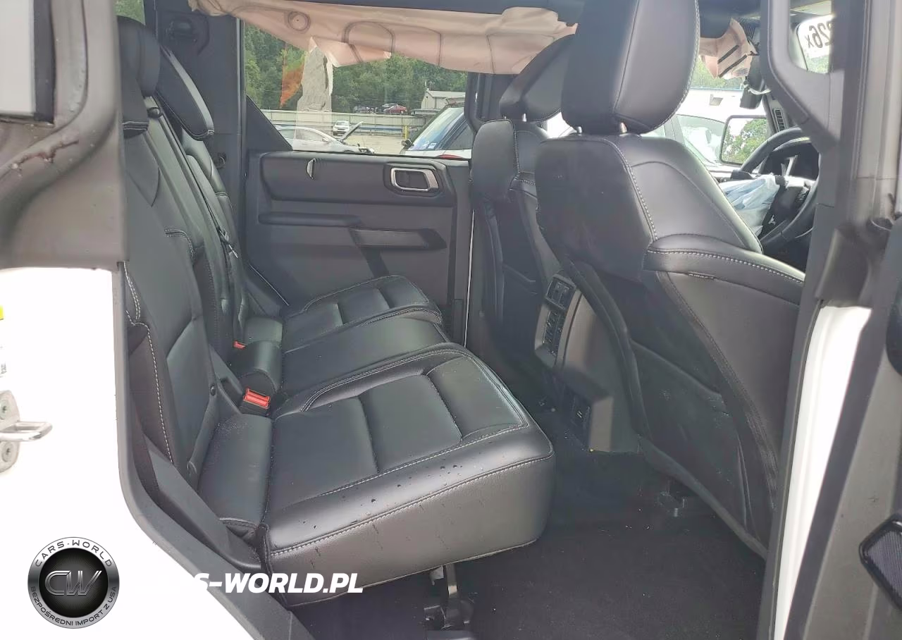 2026 Ford Bronco Outer Banks VIN:1FMDE8BH9TLA86508 - 11