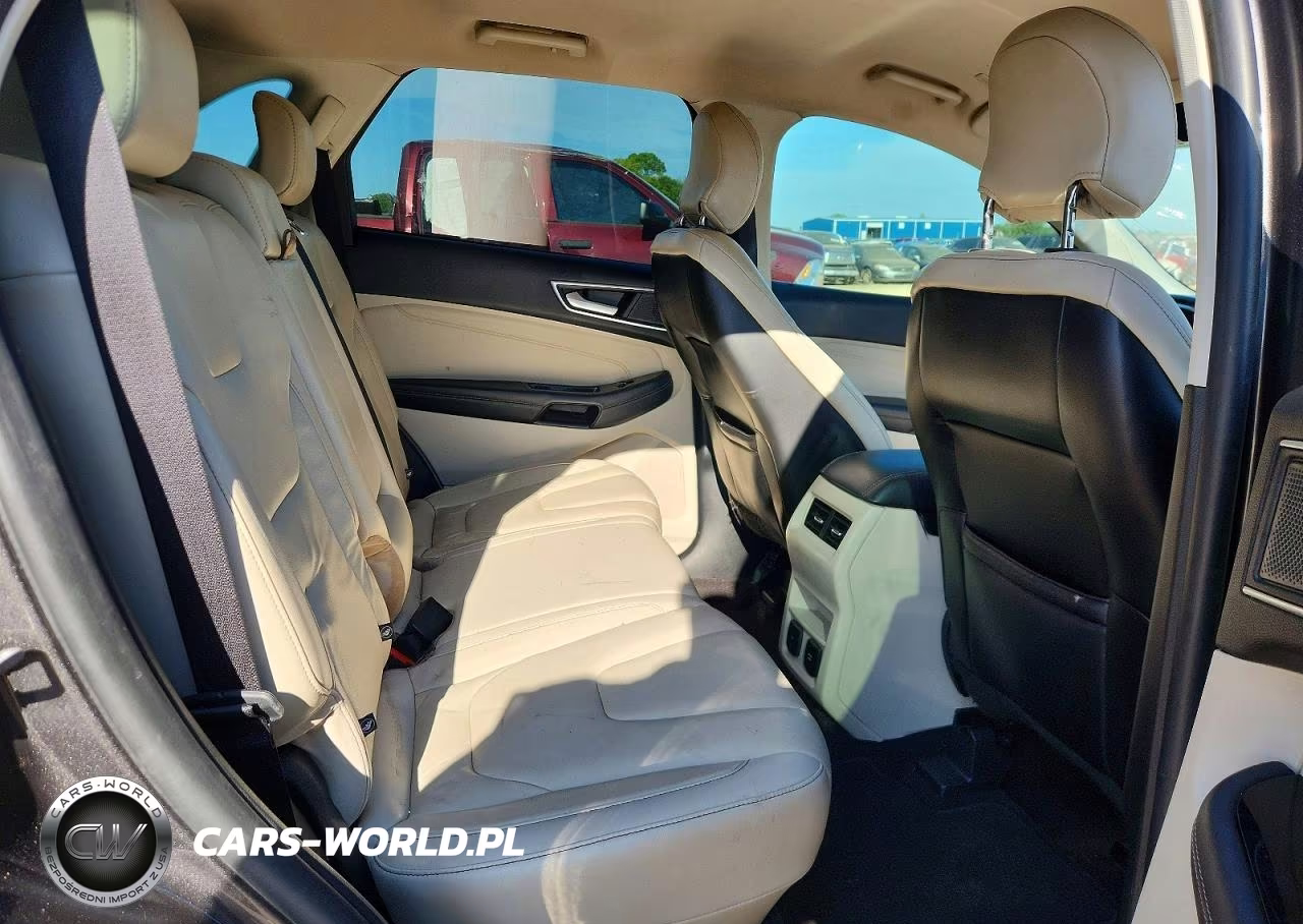 2019 Ford Edge Titanium VIN:2FMPK3K9XKBC43964 - 11