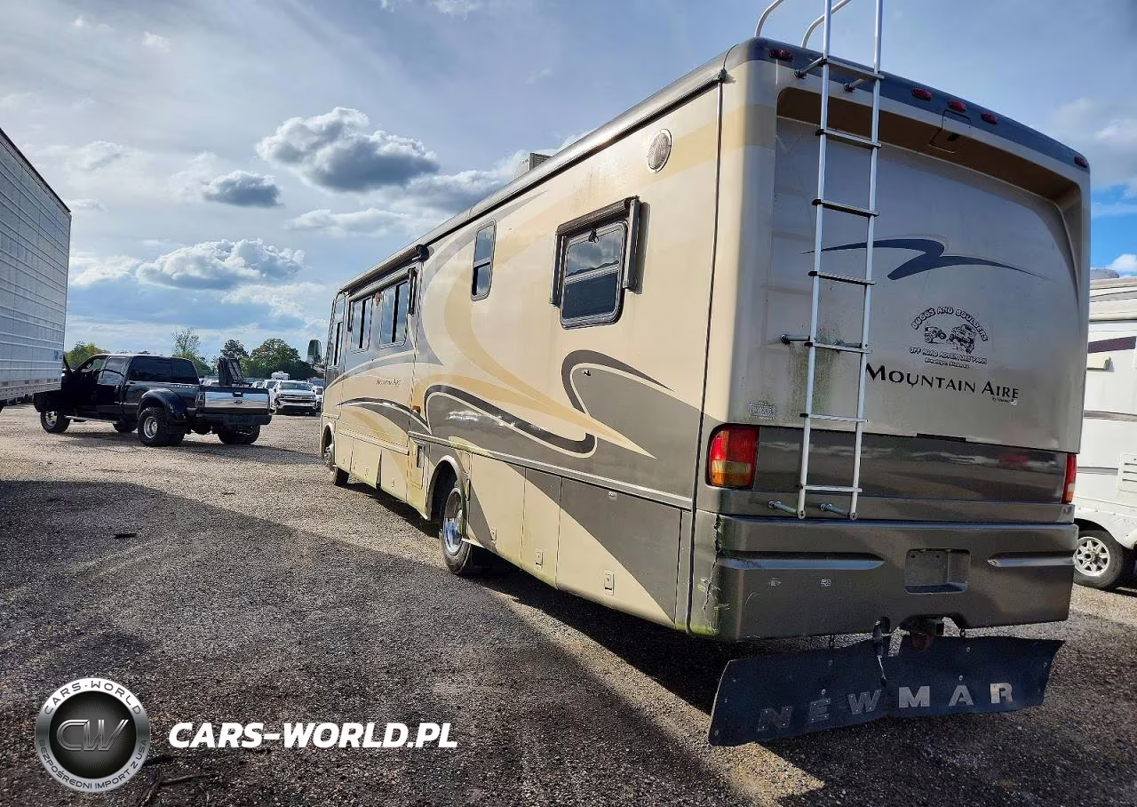2004 Mountain Aire Rv VIN:5B4MP67G543381518 - 3