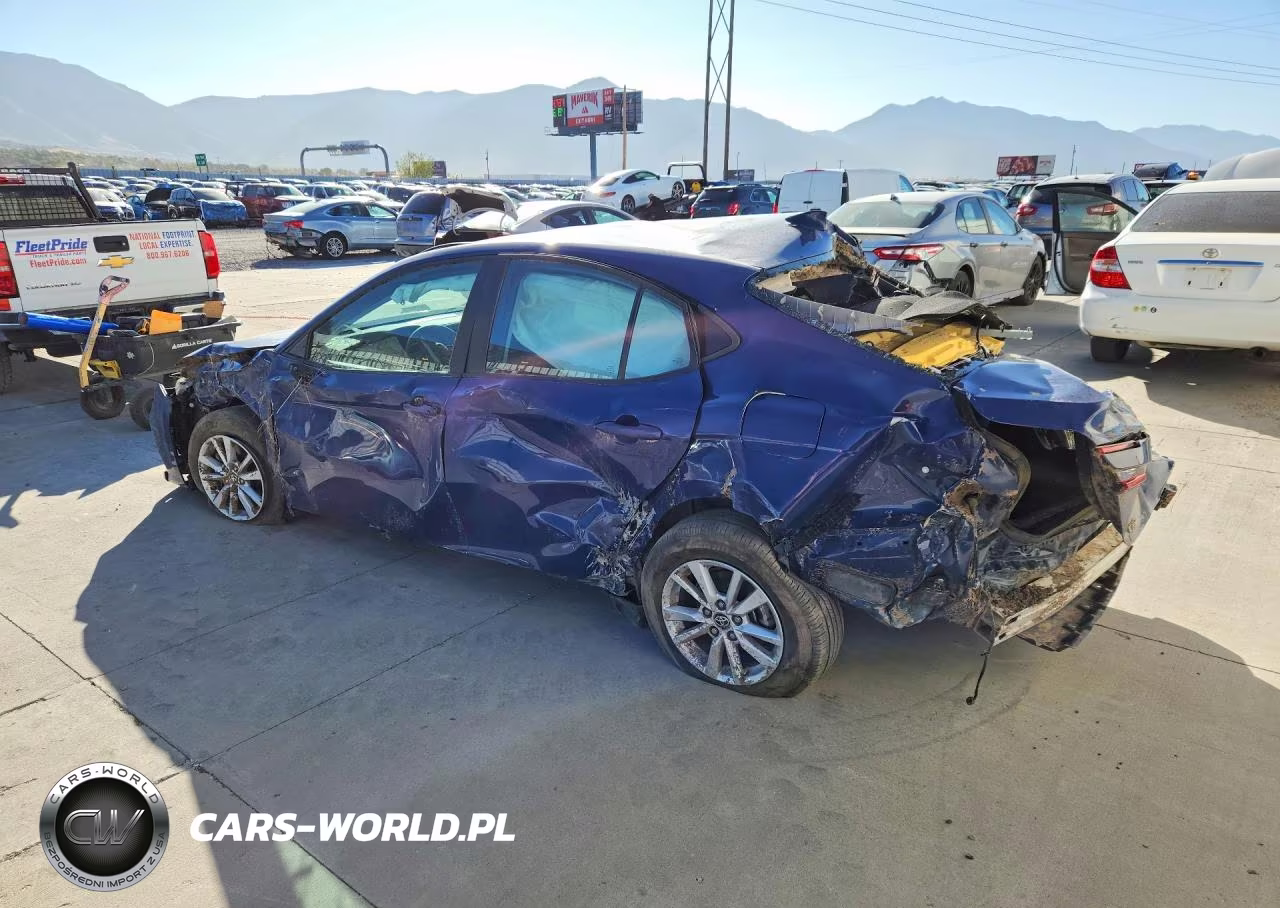 2026 Toyota Camry Le VIN:4T1DAACK6TU266827 - 2