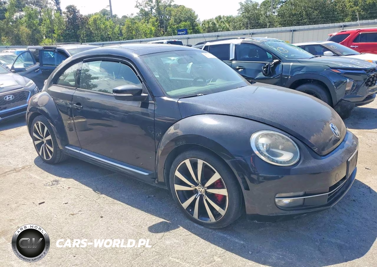 2012 Volkswagen Beetle Turbo VIN:3VWVA7AT3CM630615 - 4