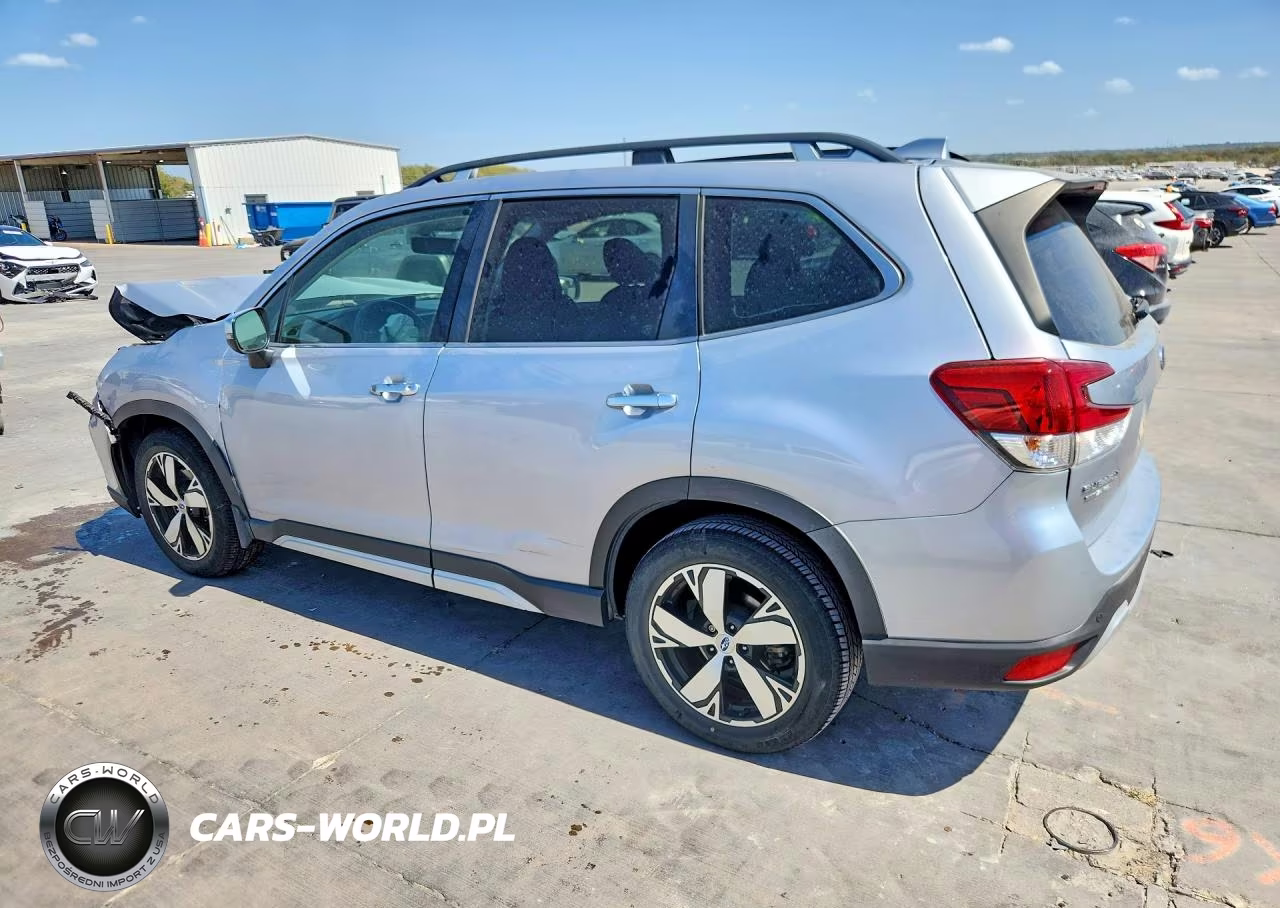 2019 Subaru Forester Touring VIN:JF2SKAWC0KH445578 - 2
