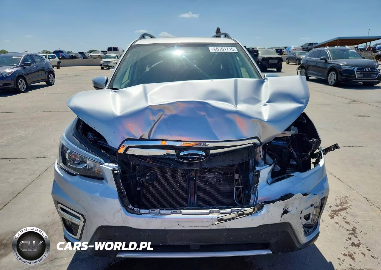 2019 Subaru Forester Touring VIN:JF2SKAWC0KH445578 - 5