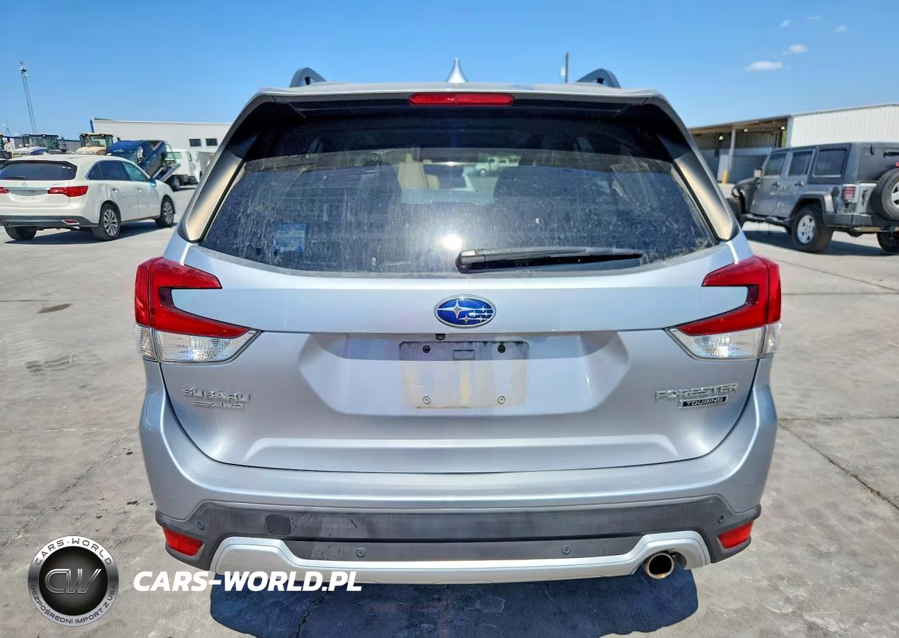 2019 Subaru Forester Touring VIN:JF2SKAWC0KH445578 - 6