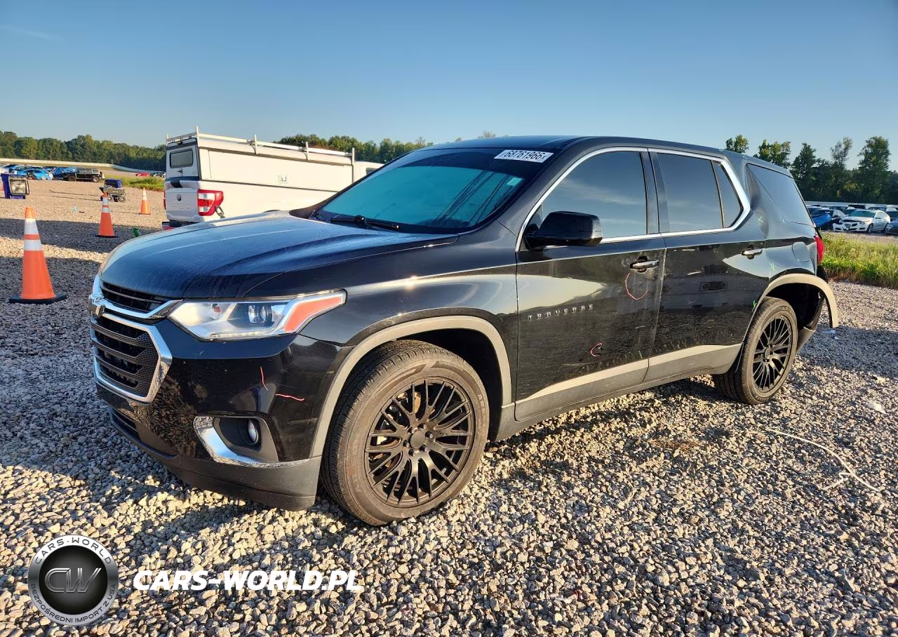 2018 Chevrolet Traverse Ls VIN:1GNERFKW2JJ121101 - 1