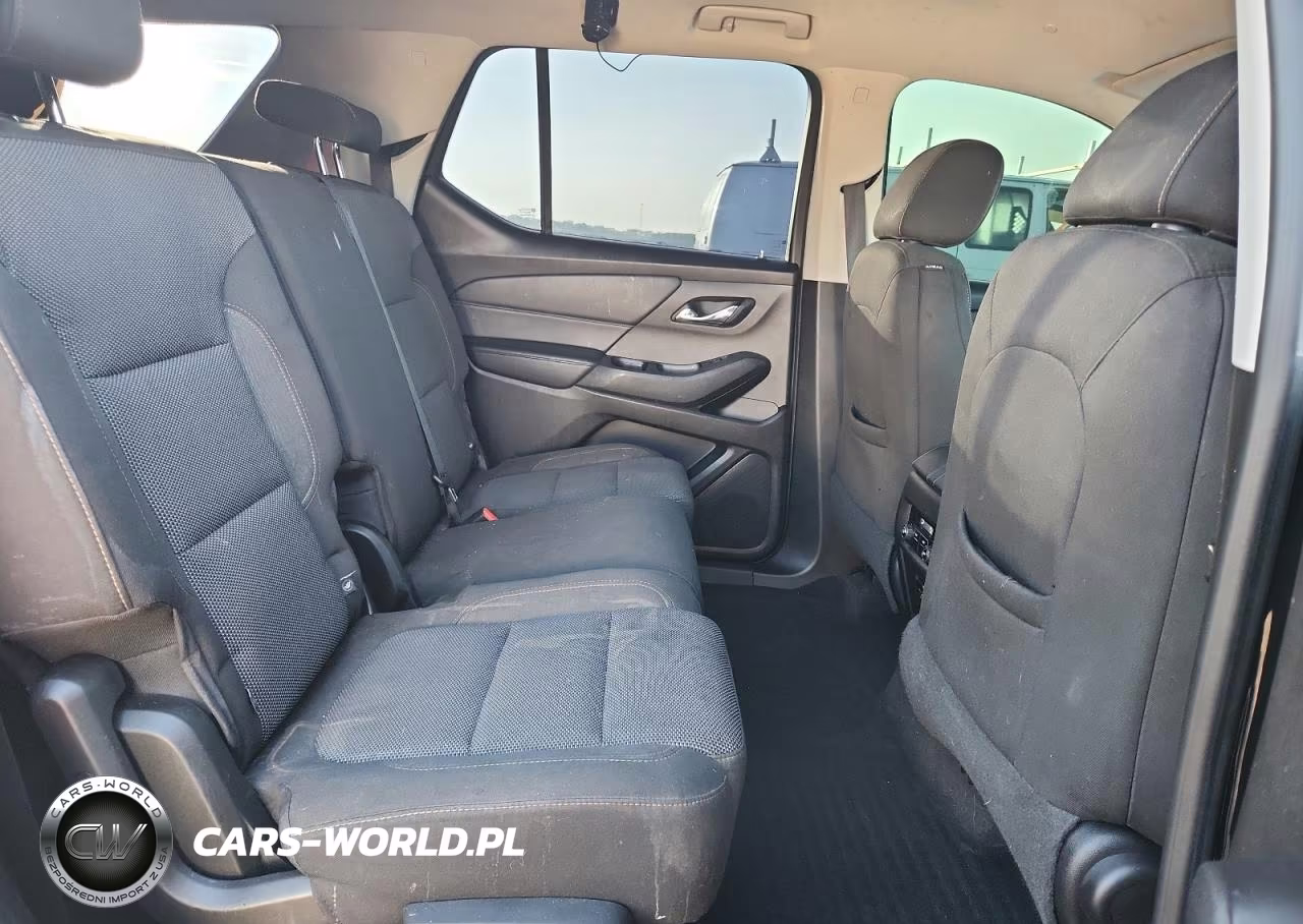 2018 Chevrolet Traverse Ls VIN:1GNERFKW2JJ121101 - 11