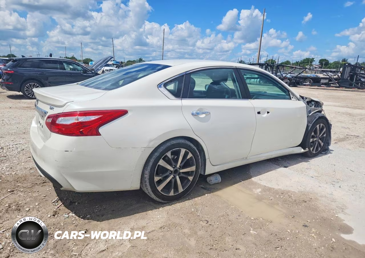 2016 Nissan Altima 2.5 Sr VIN:1N4AL3AP9GC171997 - 3
