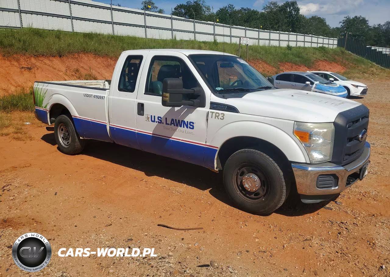 2013 Ford F250 Super Duty VIN:1FT7X2A68DEB69930 - 4