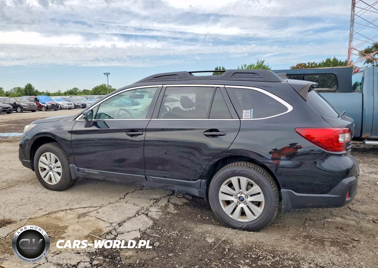 2018 Subaru Outback 2.5I Premium VIN:4S4BSAFC9J3223367 - 2