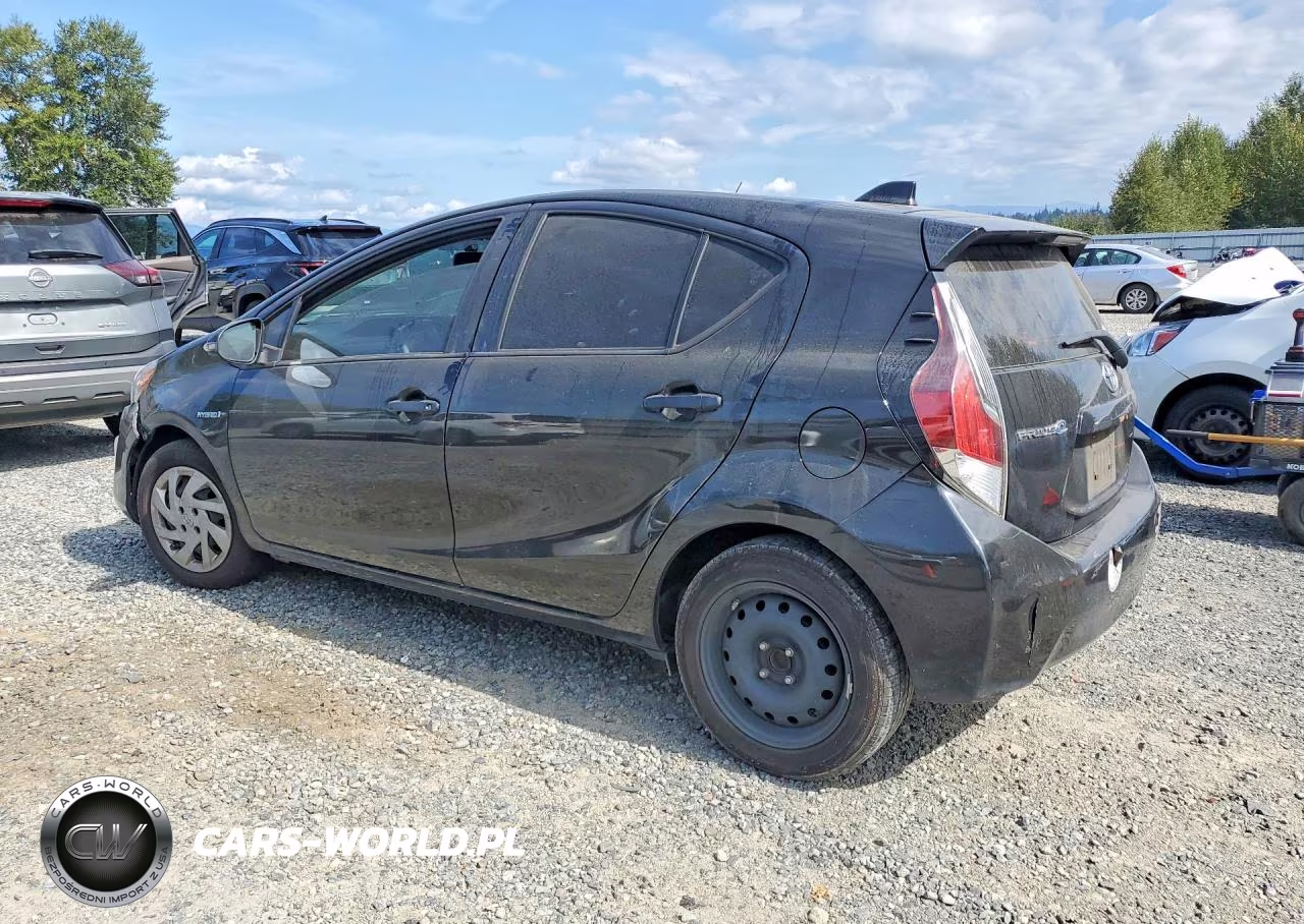 2015 Toyota Prius C One VIN:JTDKDTB33F1583737 - 2