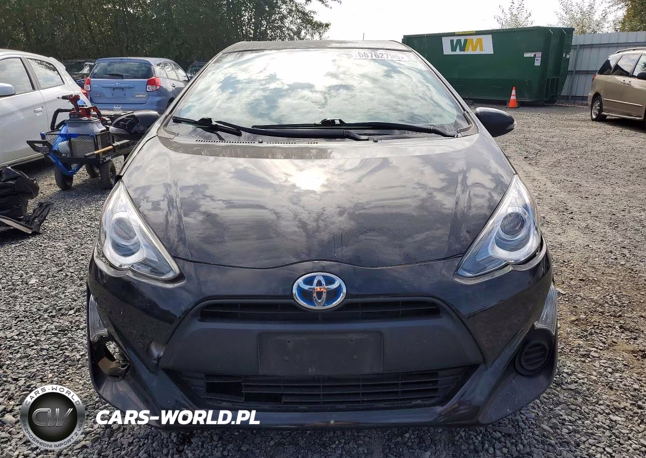 2015 Toyota Prius C One VIN:JTDKDTB33F1583737 - 5
