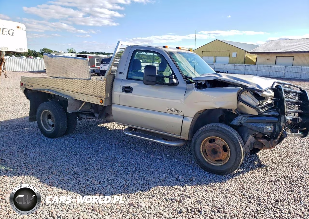 2007 Chevrolet Silverado K3500 VIN:1GCJK34D17E150144 - 4