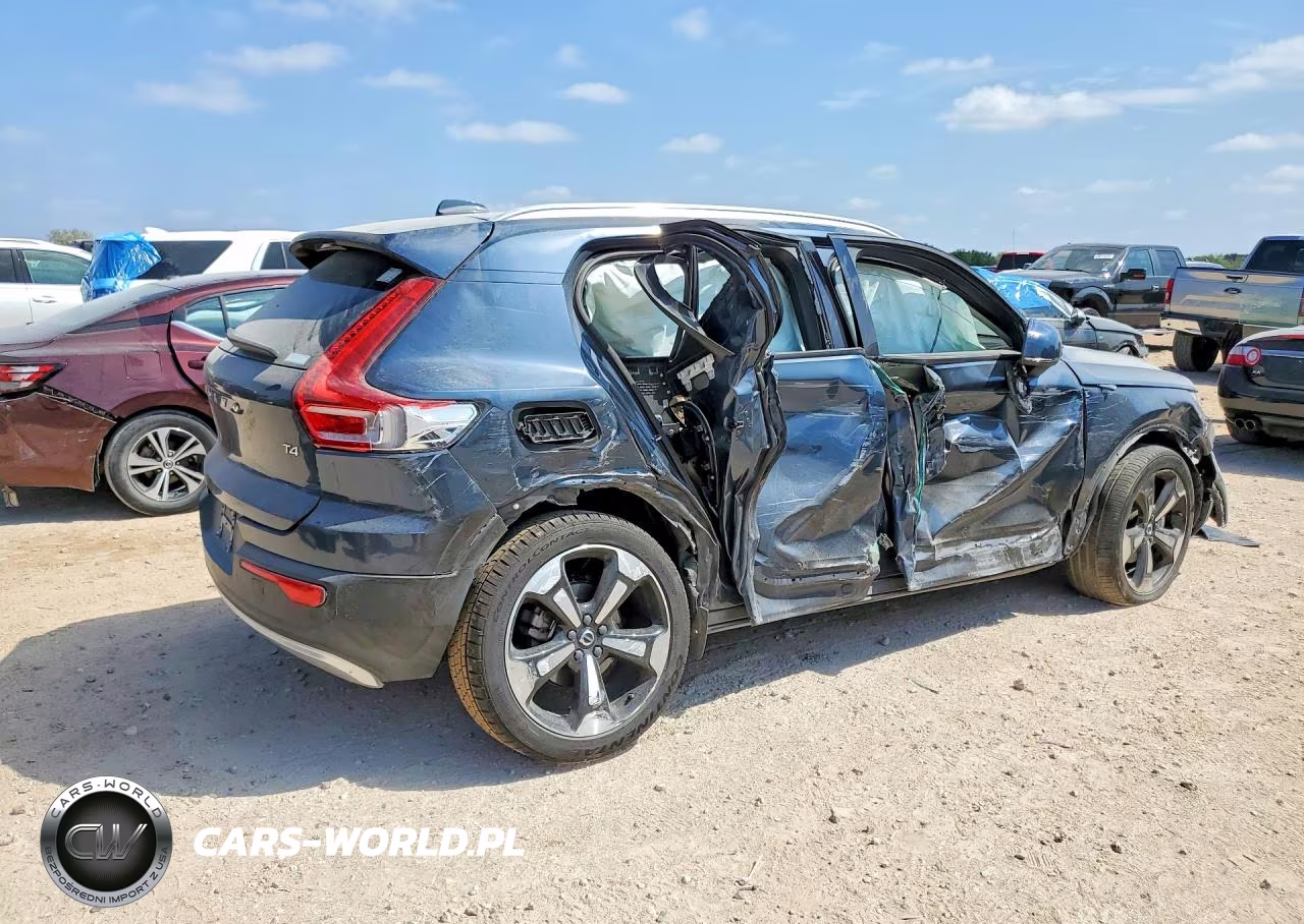 2021 Volvo Xc40 T4 Momentum VIN:YV4AC2HKXM2421034 - 3