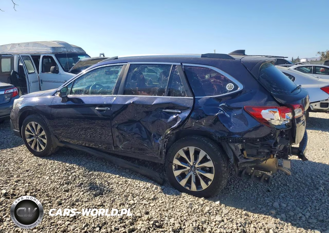 2018 Subaru Outback Touring VIN:4S4BSATC7J3221556 - 2