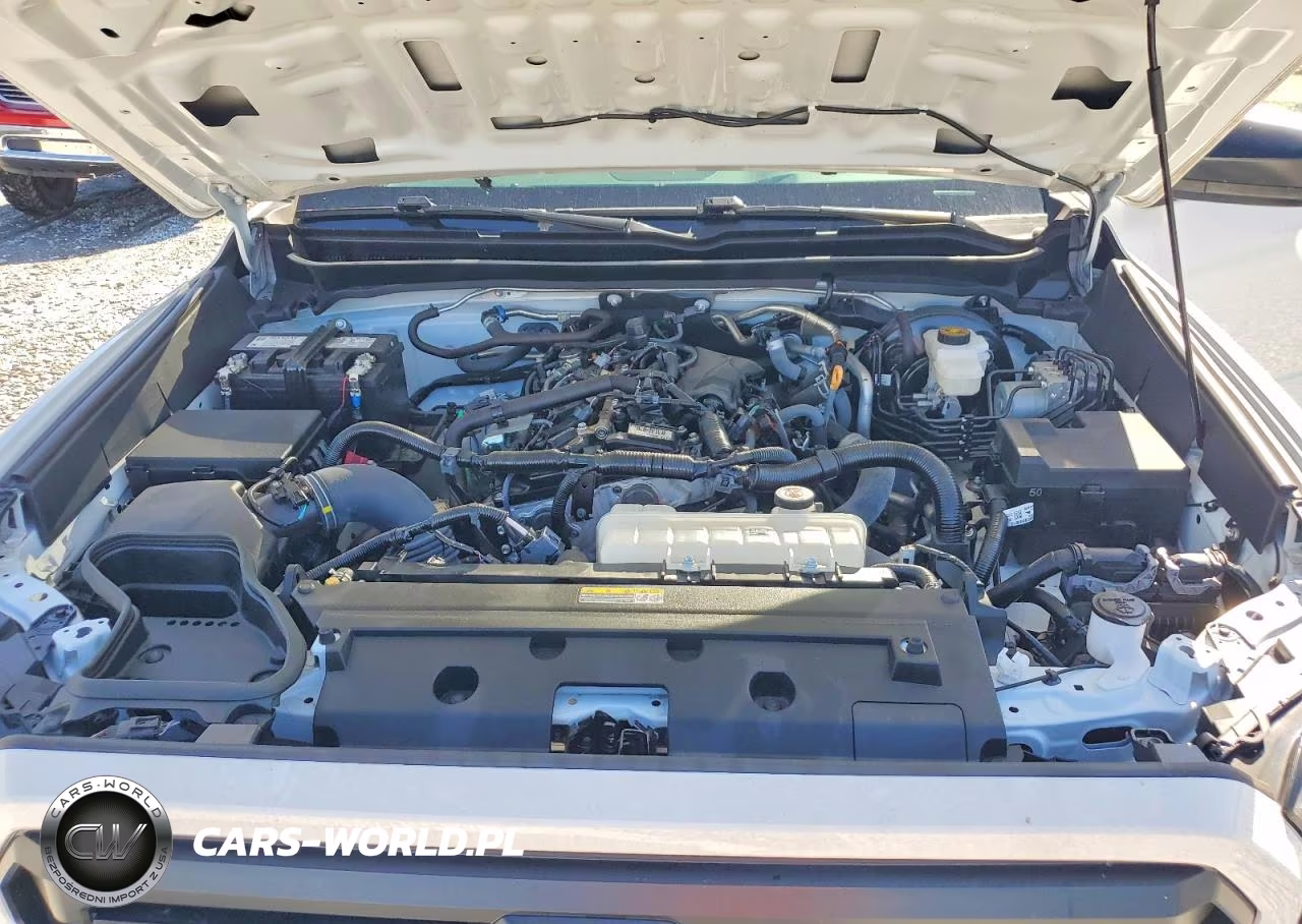 2025 Toyota Tacoma Sr VIN:3TYJDAHN2ST021709 - 11