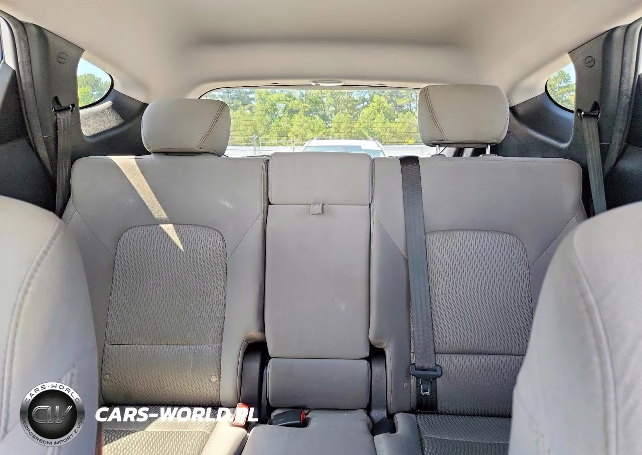 2018 Hyundai Santa Fe Sport 2.4L VIN:5XYZT3LB2JG557856 - 10