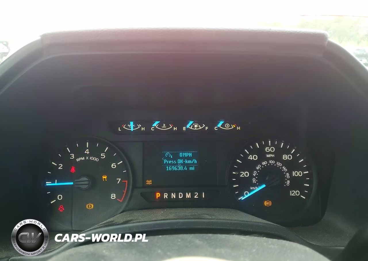 2018 Ford F150 Super Cab VIN:1FTEX1EB2JKE85829 - 9