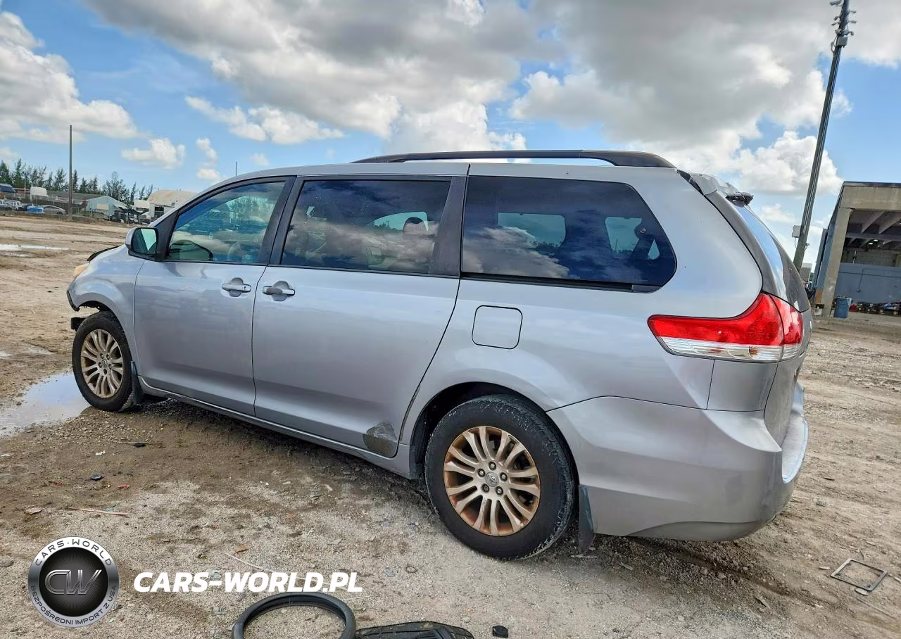 2012 Toyota Sienna Xle 8-Passenger VIN:5TDYK3DC3CS270490 - 2
