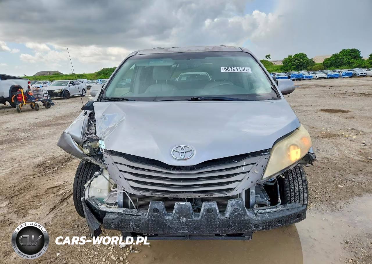 2012 Toyota Sienna Xle 8-Passenger VIN:5TDYK3DC3CS270490 - 5