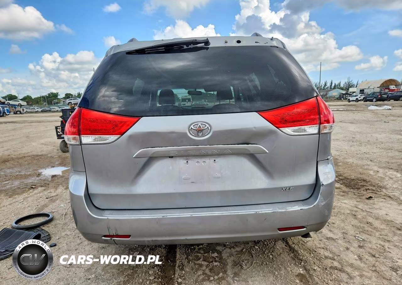 2012 Toyota Sienna Xle 8-Passenger VIN:5TDYK3DC3CS270490 - 6