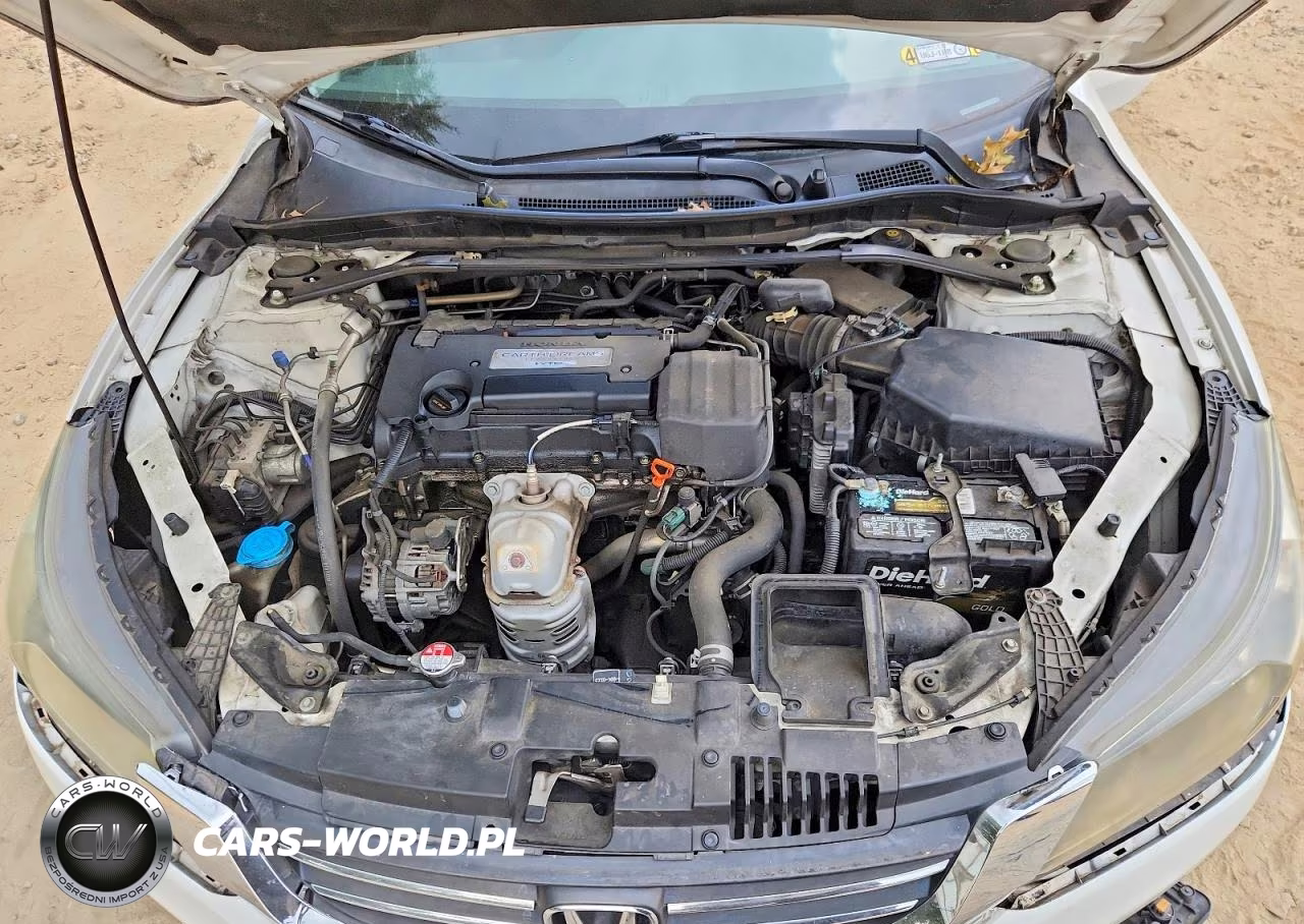 2015 Honda Accord Sport VIN:1HGCR2F55FA206923 - 11