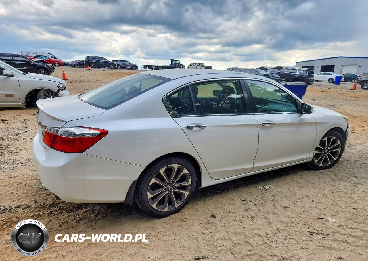 2015 Honda Accord Sport VIN:1HGCR2F55FA206923 - 3