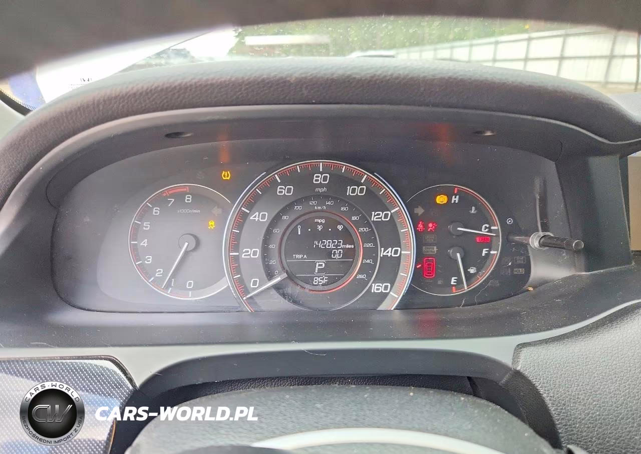 2015 Honda Accord Sport VIN:1HGCR2F55FA206923 - 9