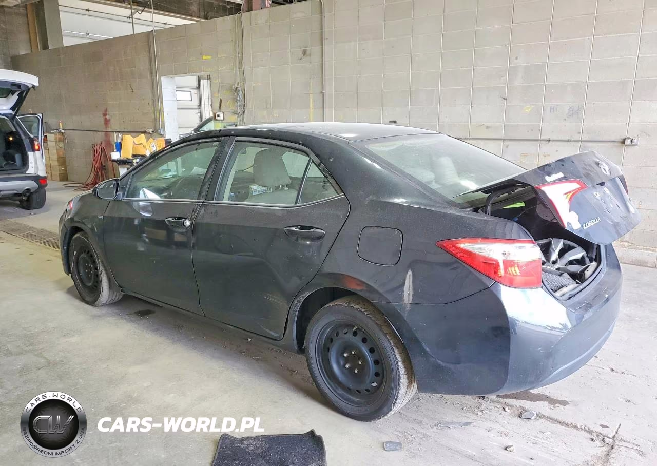 2015 Toyota Corolla Le VIN:5YFBURHE2FP252817 - 2