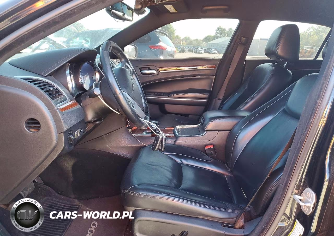 2014 Chrysler 300 VIN:2C3CCARG4EH381336 - 7