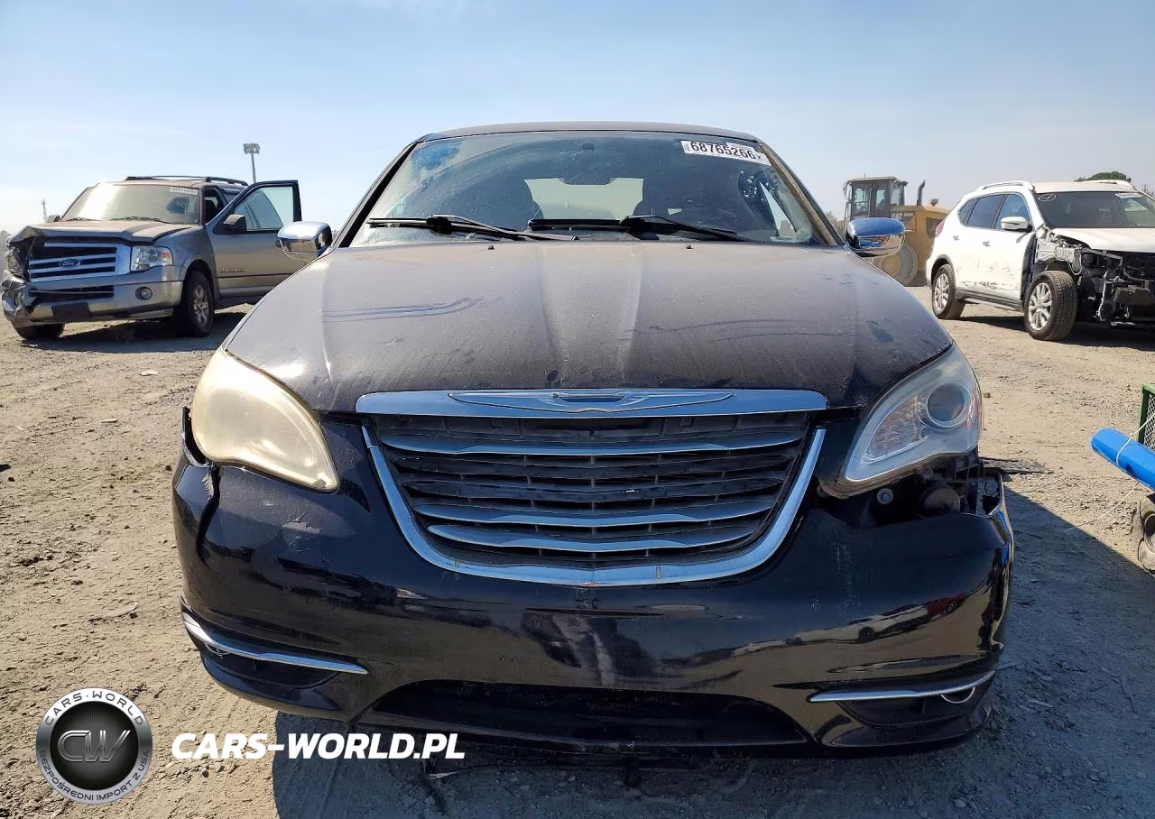 2013 Chrysler 200 Limited VIN:1C3CCBCG2DN520271 - 5