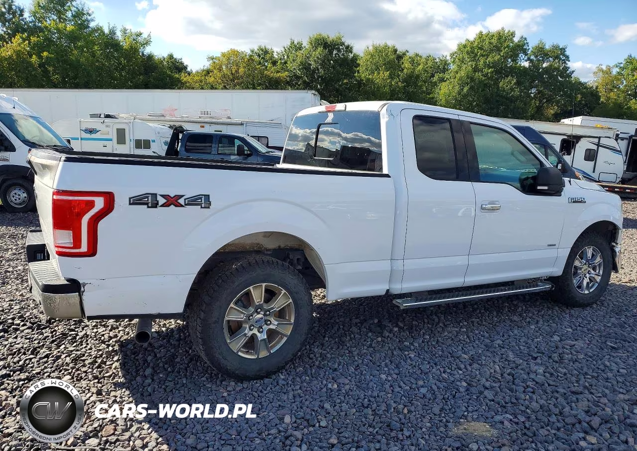 2017 Ford F150 Super Cab VIN:1FTEX1EP9HKC67196 - 3