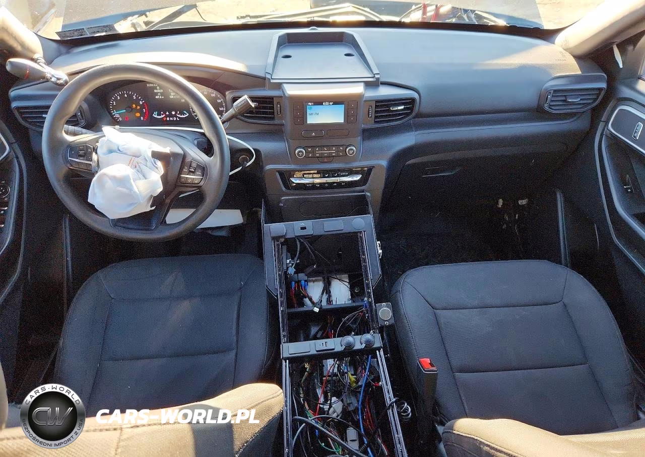 2023 Ford Explorer Police Interceptor VIN:1FM5K8AB8PGB12041 - 8