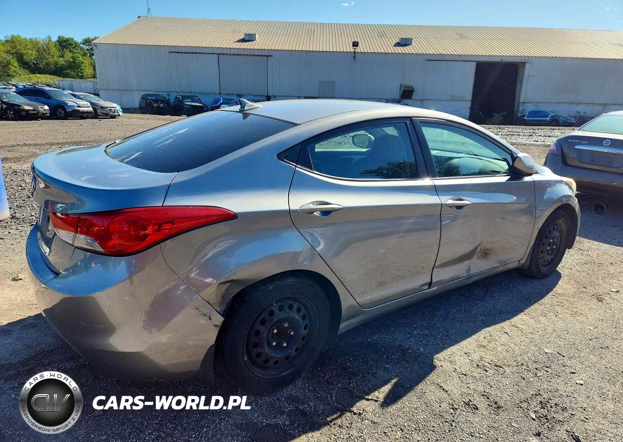 2013 Hyundai Elantra Gls VIN:KMHDH4AE6DU643118 - 3