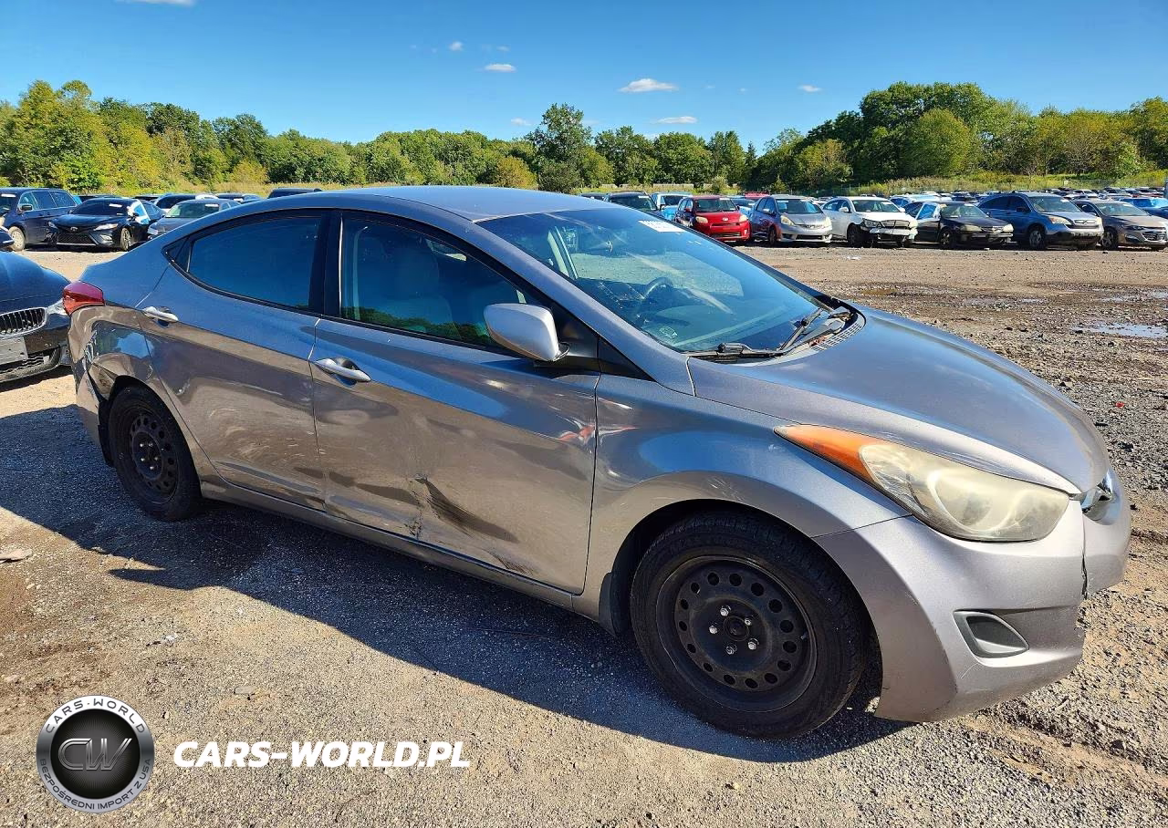 2013 Hyundai Elantra Gls VIN:KMHDH4AE6DU643118 - 4