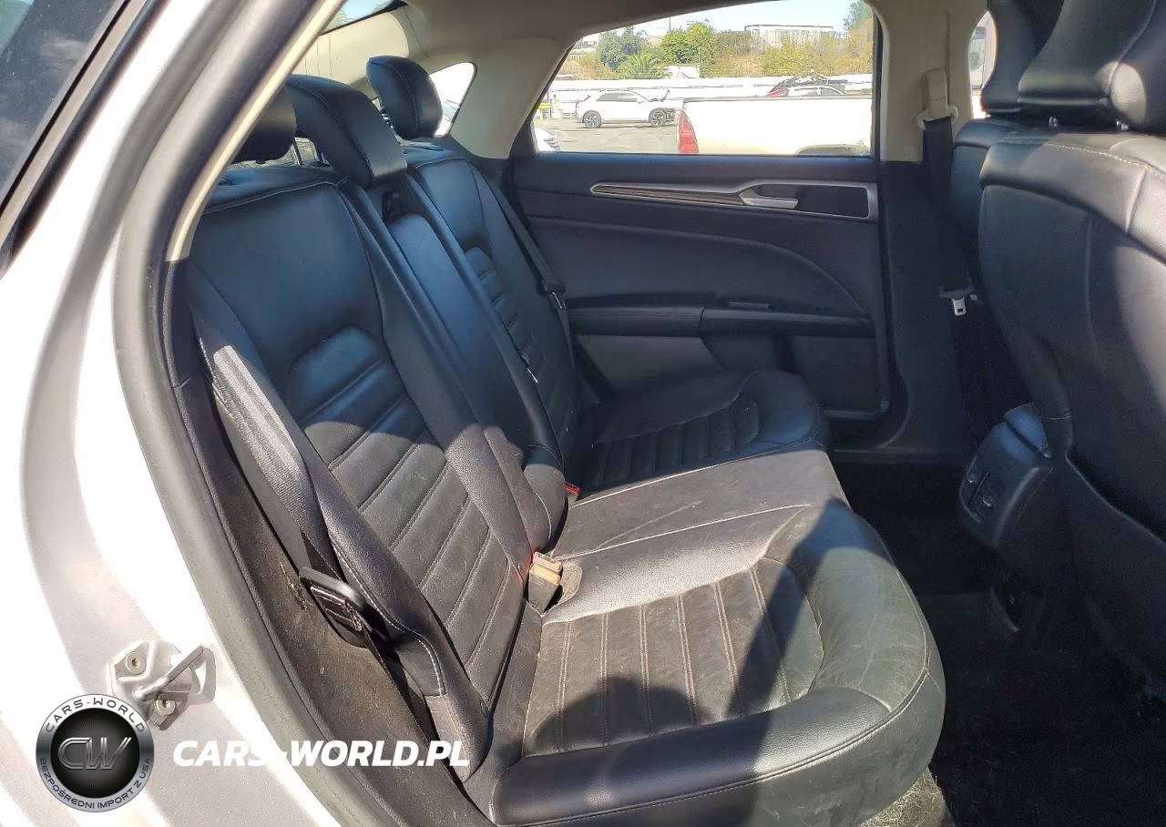 2018 Ford Fusion Se Phev VIN:3FA6P0PU1JR111050 - 10