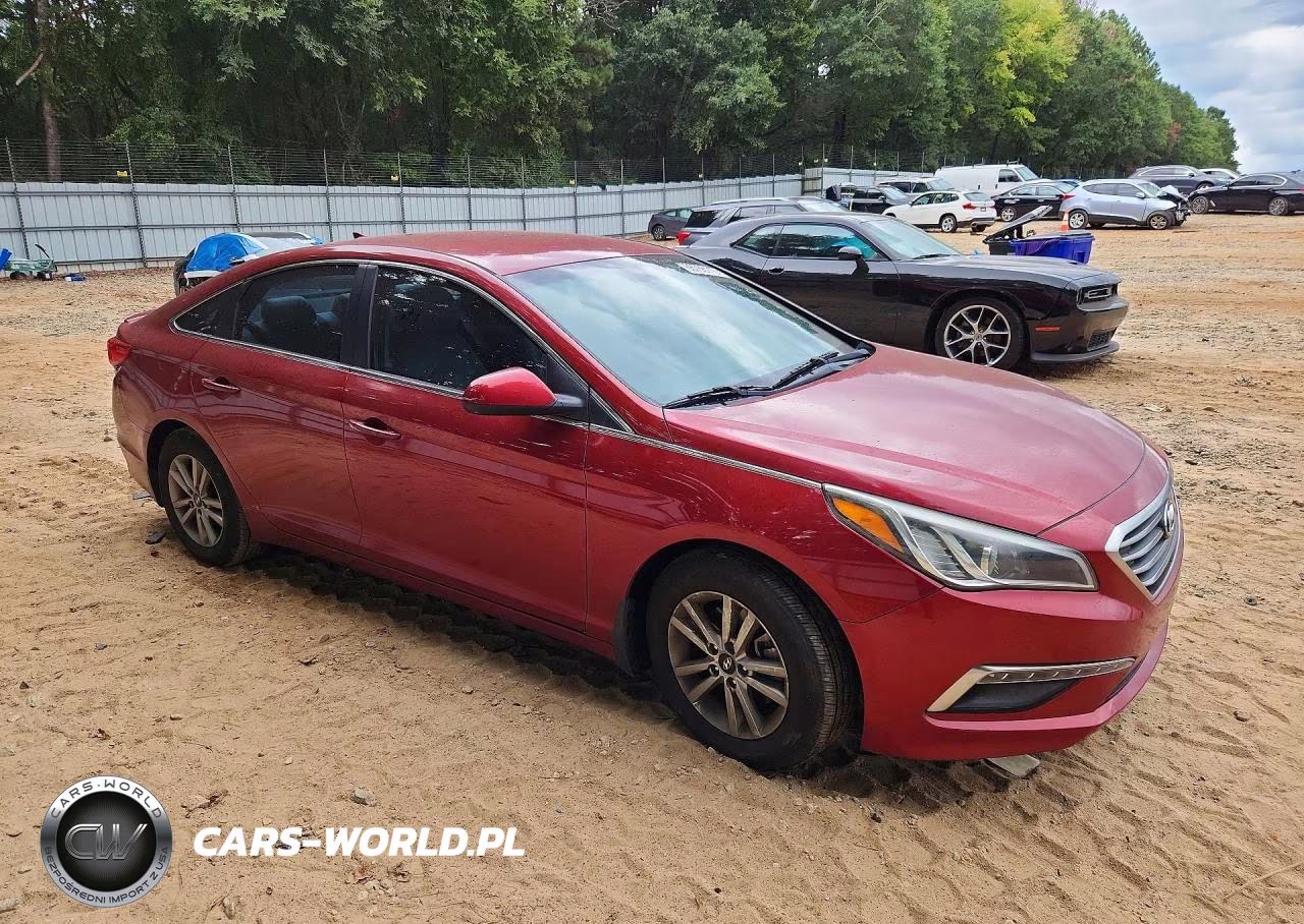 2015 Hyundai Sonata Se VIN:5NPE24AF1FH257688 - 4