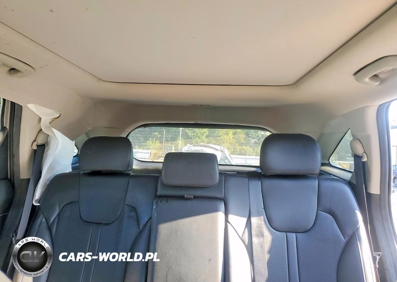 2023 Kia Sorento S VIN:5XYRLDLC0PG205818 - 10