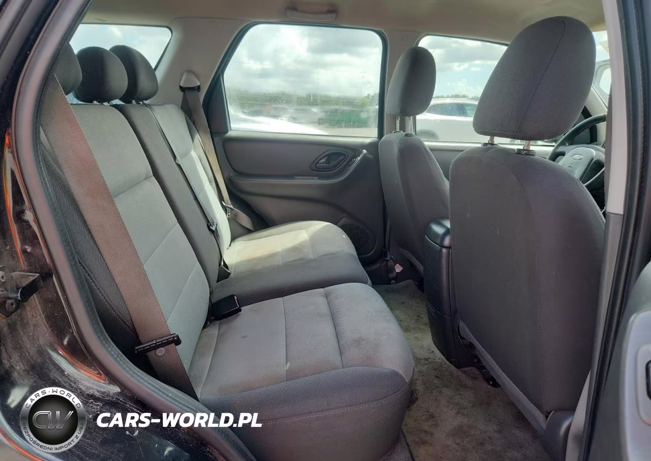 2005 Ford Escape Xls VIN:1FMYU02Z15KB16818 - 11
