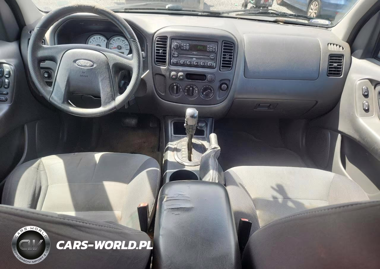 2005 Ford Escape Xls VIN:1FMYU02Z15KB16818 - 8