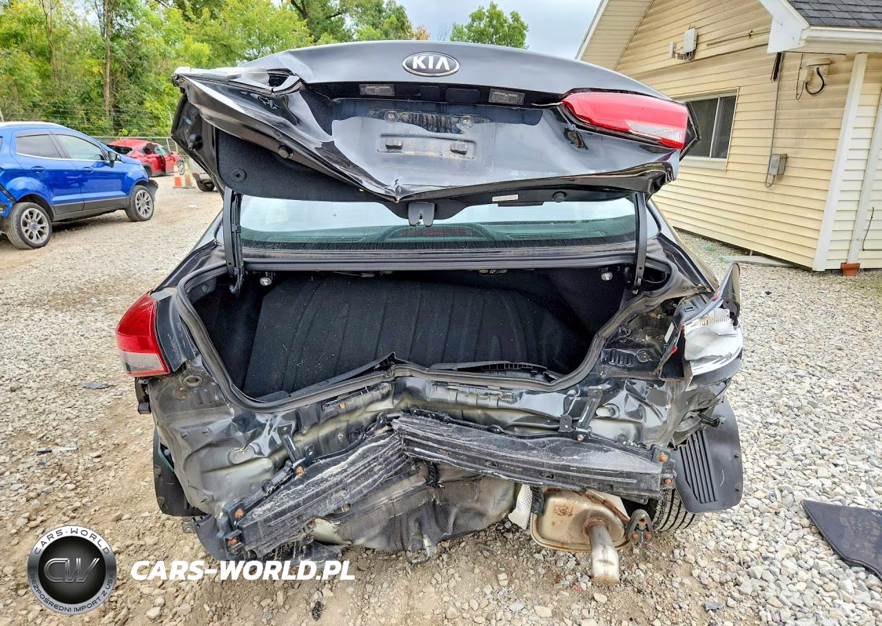2018 Kia Forte Lx VIN:3KPFK4A76JE184196 - 6
