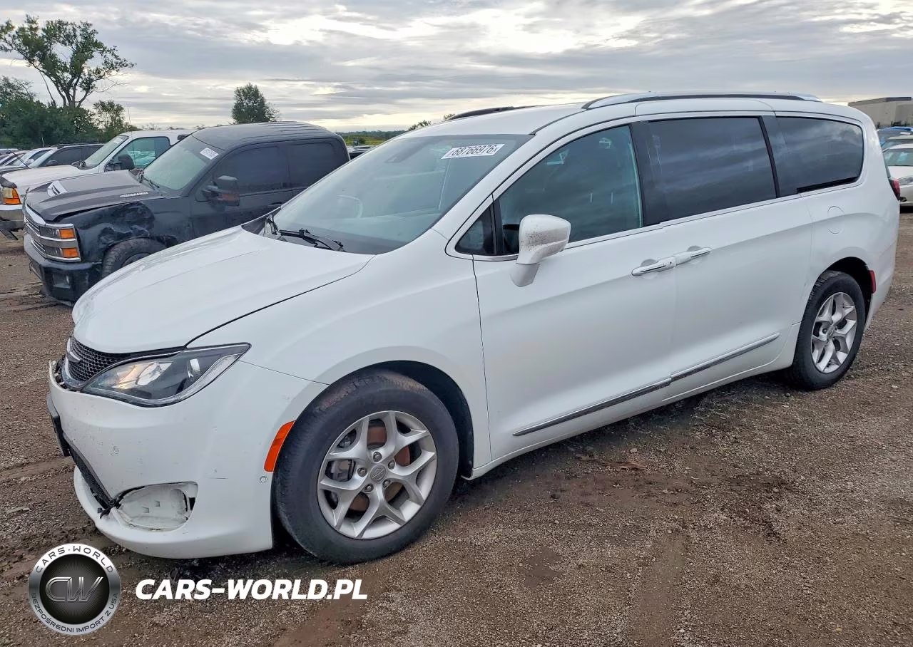 2020 Chrysler Pacifica Touring L VIN:2C4RC1BG1LR101993 - 1
