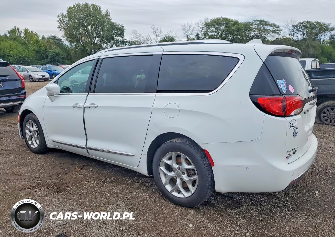 2020 Chrysler Pacifica Touring L VIN:2C4RC1BG1LR101993 - 2
