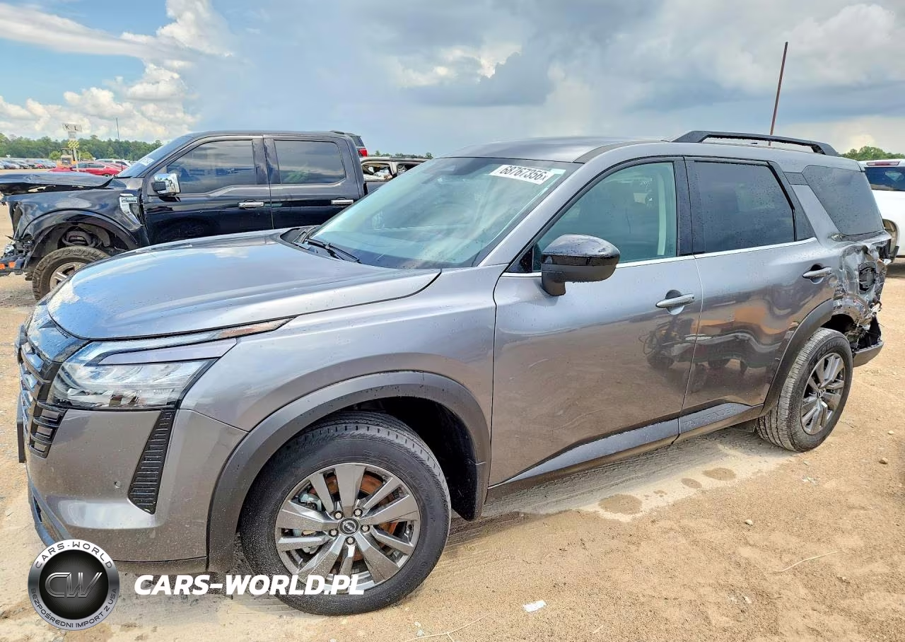 2026 Nissan Pathfinder Sv