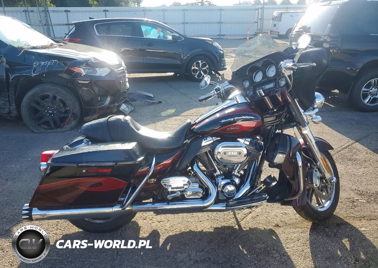 2013 Harley-Davidson Flhtcuse Cvo Ultra Classic Electra Glide VIN:1HD1PR838DB953065 - 1