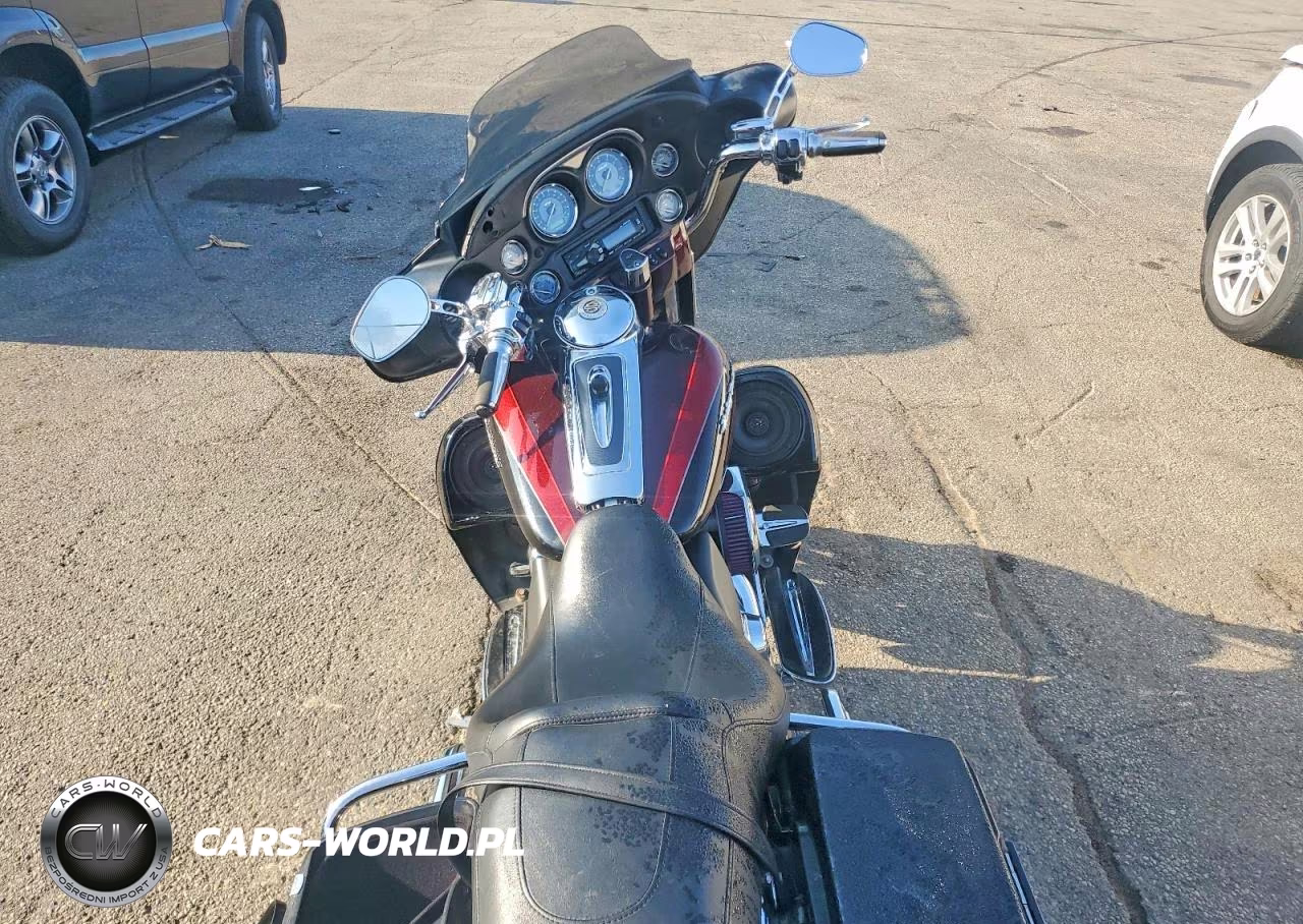 2013 Harley-Davidson Flhtcuse Cvo Ultra Classic Electra Glide VIN:1HD1PR838DB953065 - 6